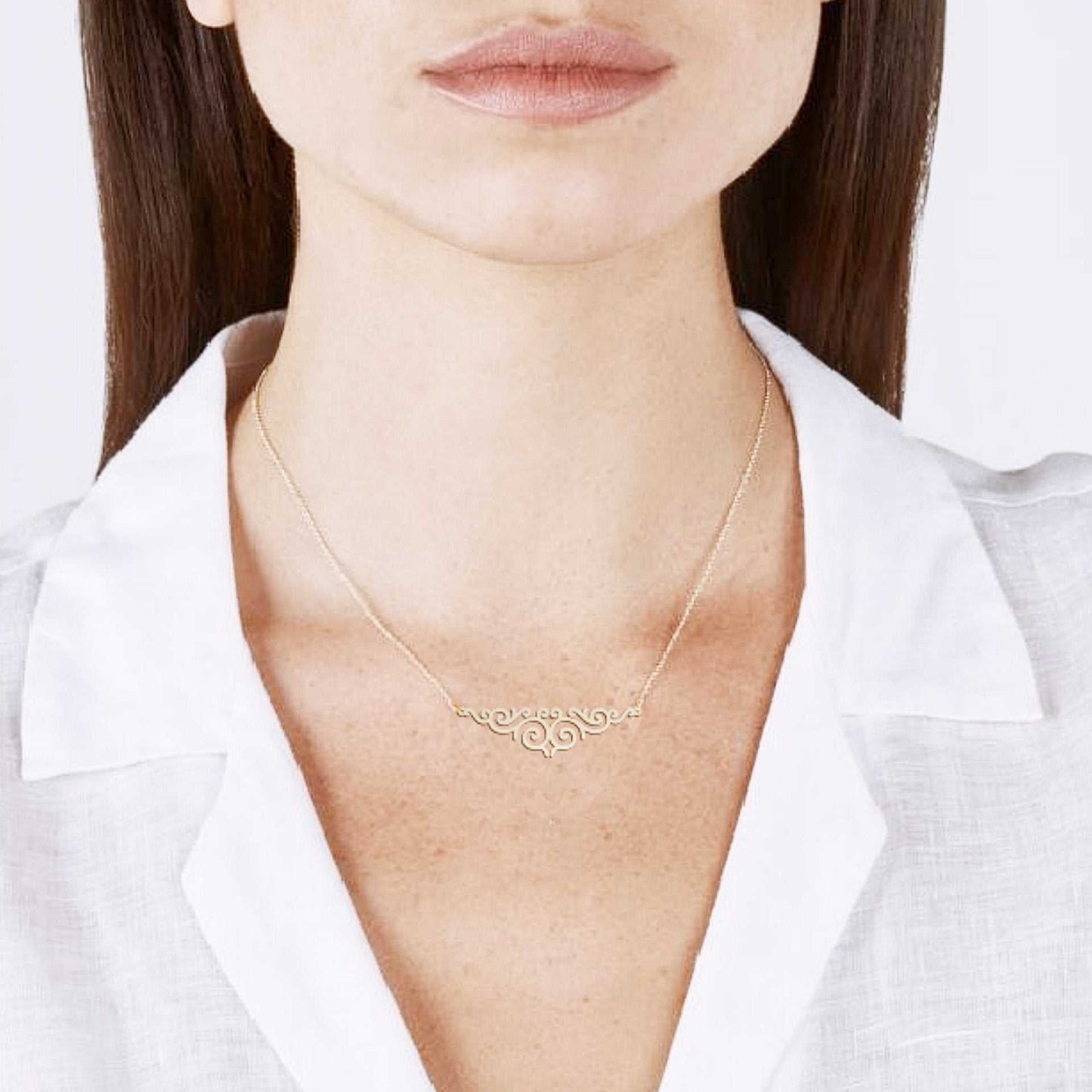 Classic Curves Necklace
